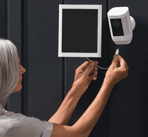 Camera Ring : Tout Savoir sur les Systèmes de Sécurité Connectés 9 Caméras de surveillance solaires Ring